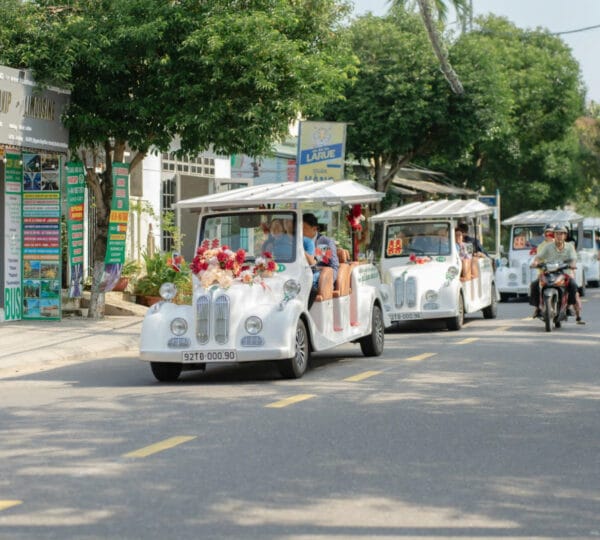 Đặc biệt và Ấn tượng