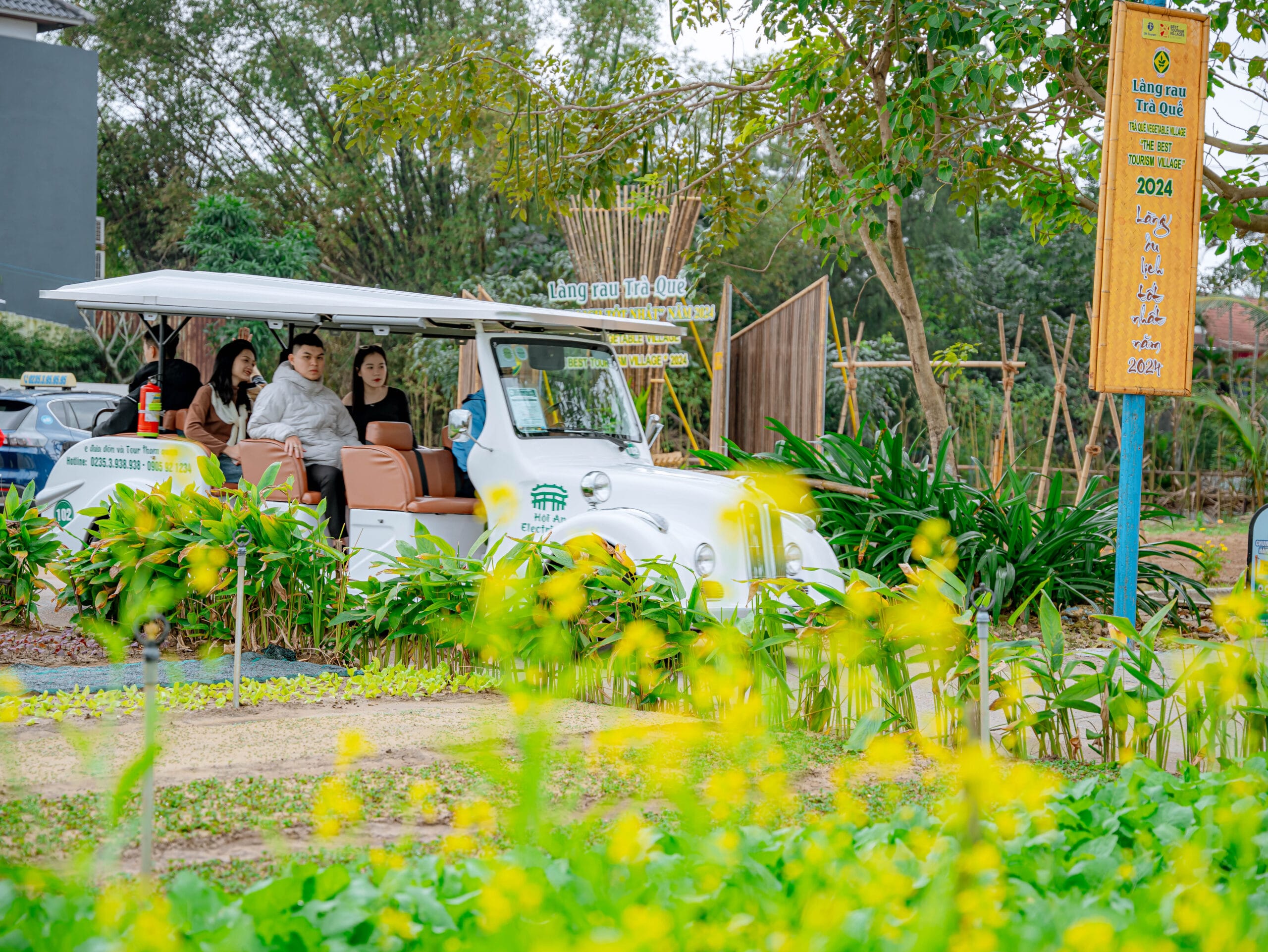 Khám phá phố cổ Hội An