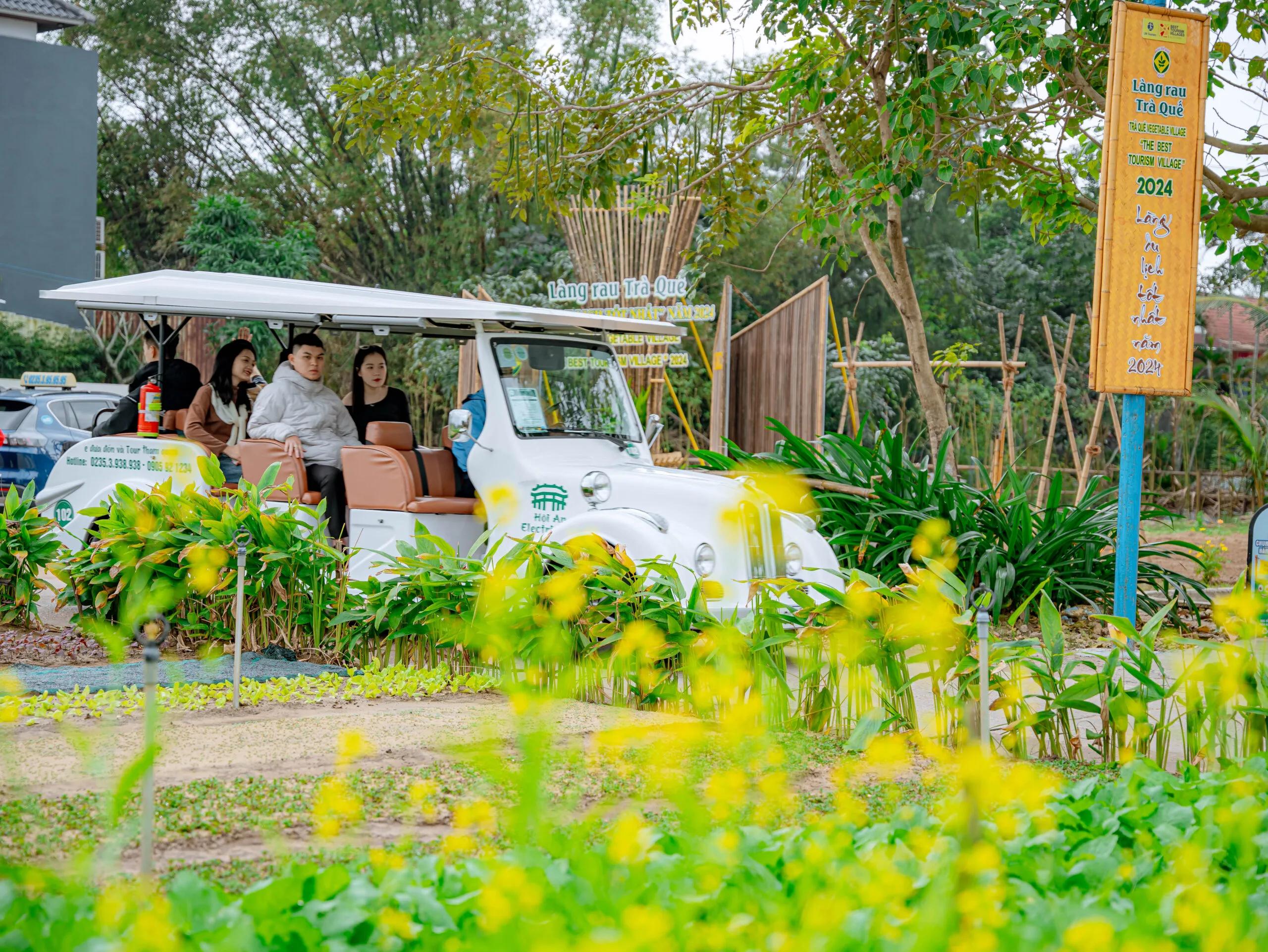 Khám phá phố cổ Hội An